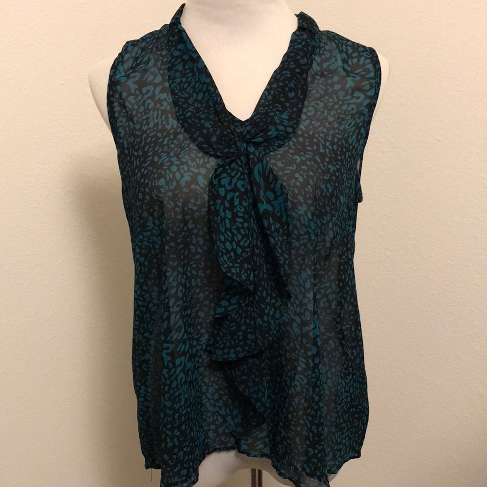 💙3 for $15💙 Green and Black Sheer Top